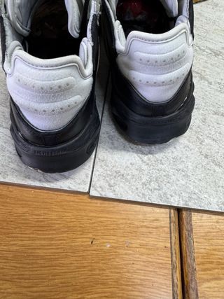 Scarpe Adidas uomo nere e bianche