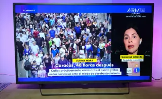 Smart TV Philips 50PUS6272/12 con Ambilight