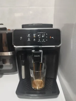Cafetera Espresso Philips Serie 2200 Automática