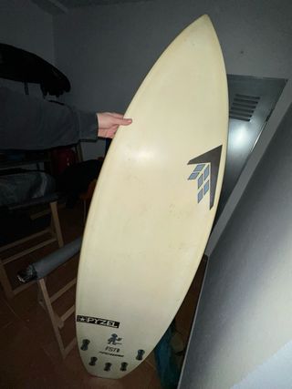Tabla de surf Pyzel Firewire Pyzalien epoxy