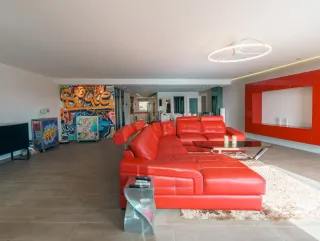 Sofá modular de piel rojo