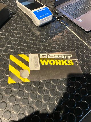 Lente Scott Works Voltage Clara