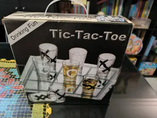 Maletín Tic-Toe Drinking Fun