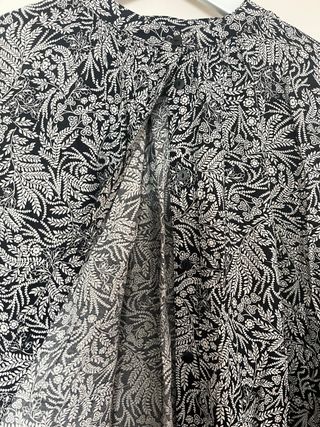 Camisa H&M Estampada Floral Talla M