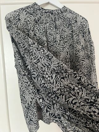 Camisa H&M Estampada Floral Talla M