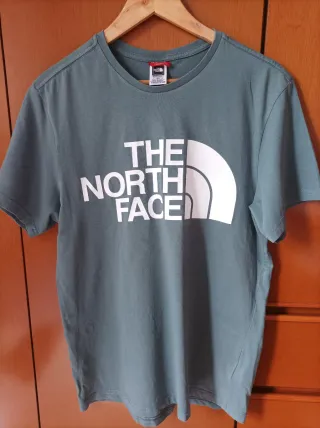 T-shirt The North Face taglia M verde