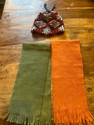 Conjunto de gorro y bufanda para niños