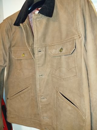 Cazadora ante Chevignon beige