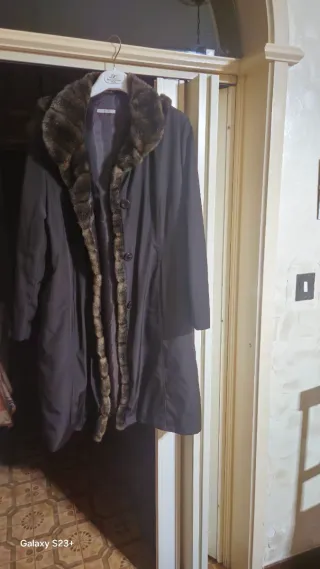 Cappotto donna marrone con cappuccio