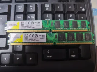 2x 2GB DDR2 800MHz WEIMU RAM