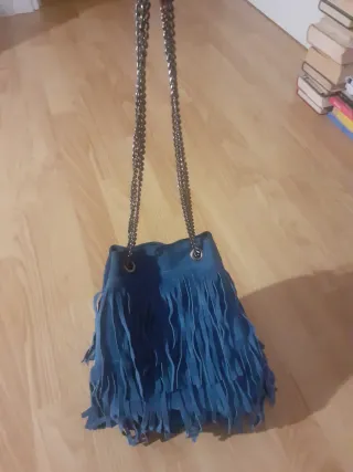 Borsa blu in pelle con frange