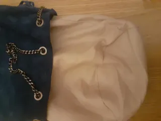 Borsa blu in pelle con frange