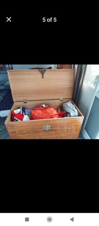 Cofre de madera maciza vintage
