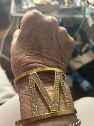 Bracciale con iniziale M strass oro