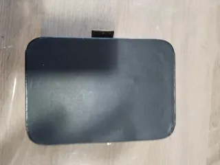 Caja antigua decorada defecto en cierre