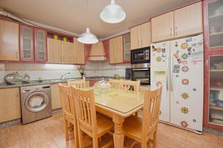 Chalet en venta en Plaza de la Luz en Ejido (El)