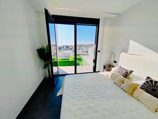 Chalet en venta en Altos - La Florida en Orihuela