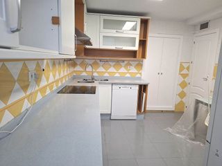 Piso en alquiler en Santa Rosa - Valdeolleros en Córdoba