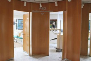 Local comercial en alquiler en Zona Bahía Blanca en Cádiz