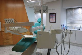 Local comercial en alquiler en Zona Bahía Blanca en Cádiz