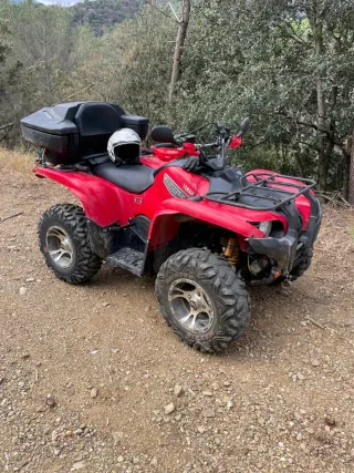 SE VENDE QUAD YAMAHA GRIZZLY700 FI