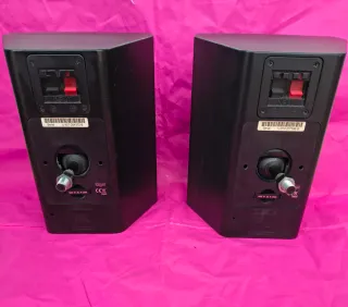 Altavoces JBL Negros