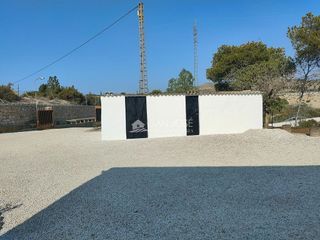 Chalet en venta en Peña de las Águilas en Elche