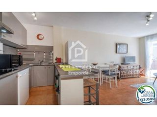 Piso en venta en Empuriabrava en Castelló d´Empúries