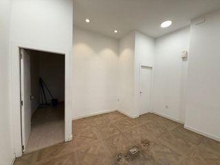 Local comercial en alquiler en Paseo Independencia en Zaragoza