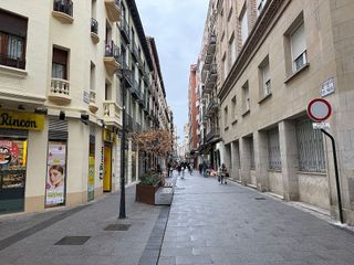 Local comercial en alquiler en Paseo Independencia en Zaragoza