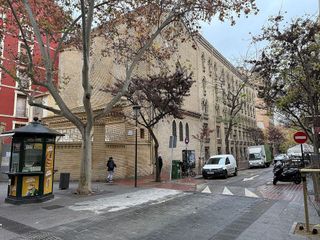 Local comercial en alquiler en Paseo Independencia en Zaragoza