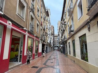 Local comercial en alquiler en Paseo Independencia en Zaragoza