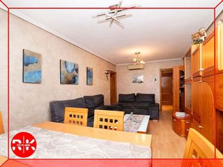 Piso en venta en El Puerto en Coslada