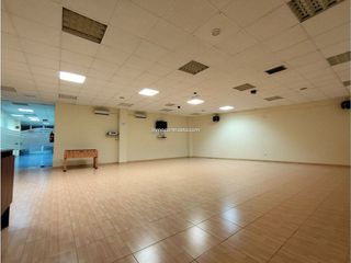 Local comercial en venta en Txagorritxu - El Pilar en Vitoria-Gasteiz