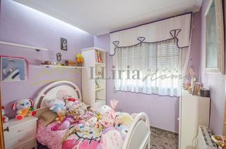 Casa adosada en venta en Vilamarxant