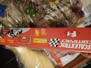 Scalextric Compact F-1 1:43