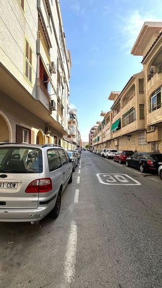 Piso en venta en  El Acequión - Los Naúfragos en Torrevieja