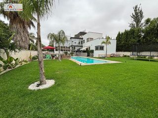 Chalet en alquiler en Torrequinto en Alcalá de Guadaira