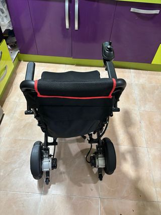Silla de ruedas eléctrica automática