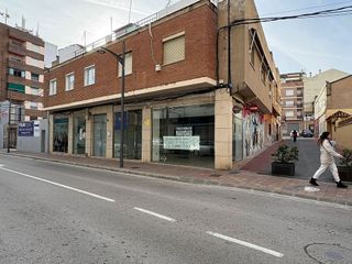 Local comercial en alquiler en Riba-roja de Túria