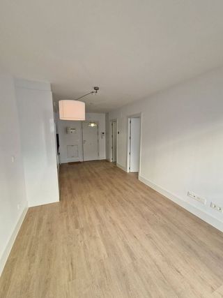 Piso en alquiler en Bellas Vistas en Madrid