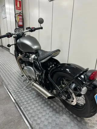 Triumph Bonneville Bobber 1200