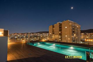 Piso en venta en Barrio Alto - San Félix - Oliveros - Altamira en Almería