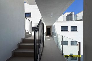 Piso en venta en Barrio Alto - San Félix - Oliveros - Altamira en Almería
