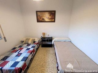 Piso en alquiler en Linares