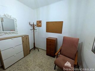 Piso en alquiler en Linares