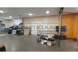 Local comercial en venta en Centre - Eixample – Can Llobet – Can Serra en Barbera del Vallès