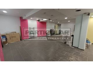 Local comercial en venta en Centre - Eixample – Can Llobet – Can Serra en Barbera del Vallès