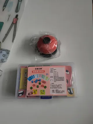 Juego de construcción de emojis