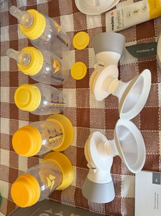 Medela Swing Maxi Sacaleches + Sujetador Talla M